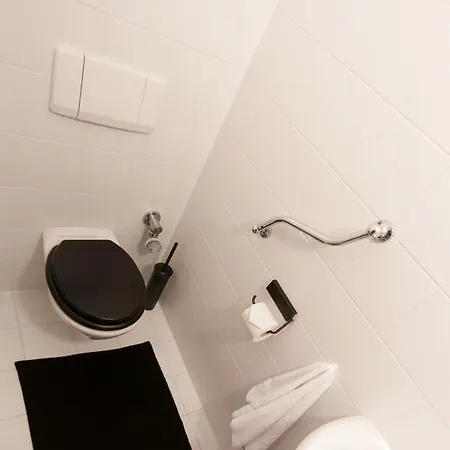 Design Zell Am Apartment