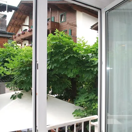 Design Zell Am *