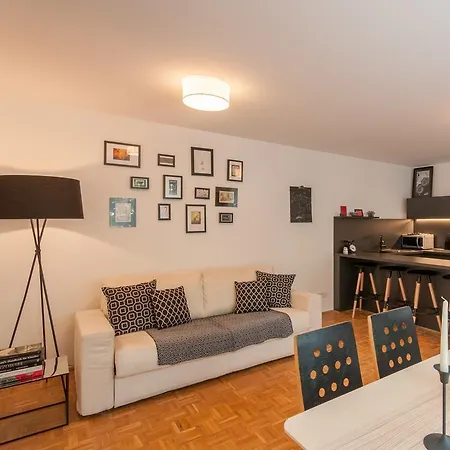 Apartment Design Zell Am