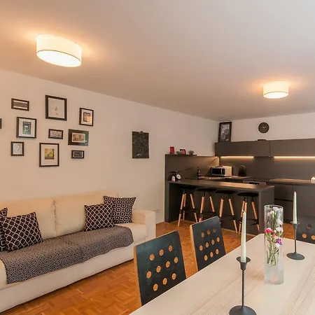 Design Zell Am Целль-ам-Зе